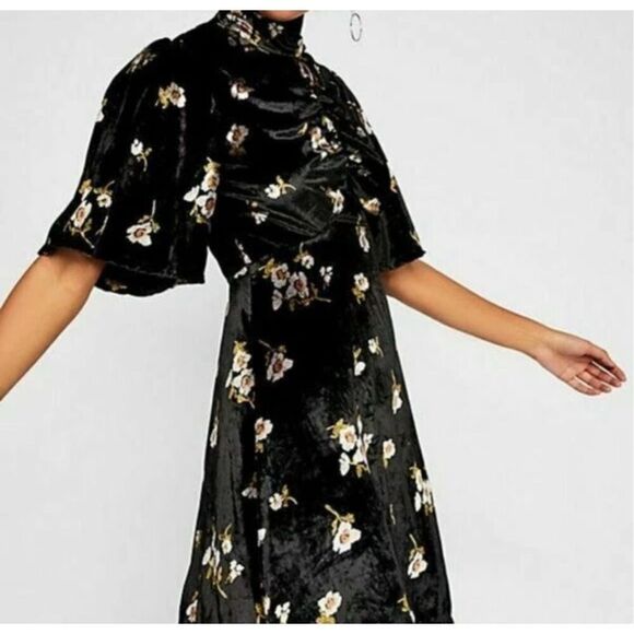 Free People Women Size 2 Black Be My Baby Velvet Mini Dress Mock Neck - Picture 1 of 7